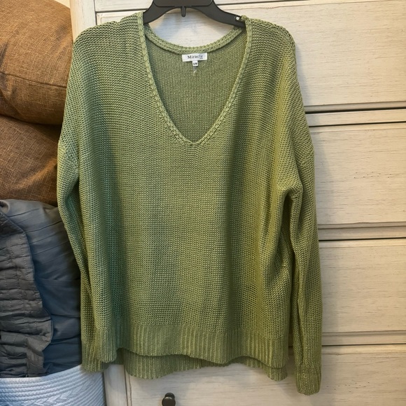 Apricot Lane Green Vneck Sweater - Picture 1 of 5